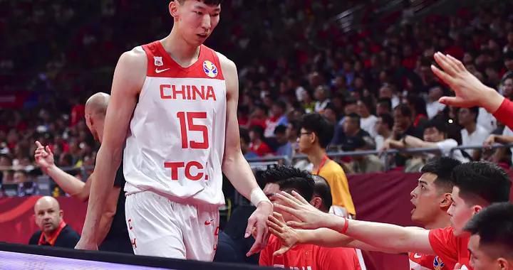 明星、超模亮相时尚派对 斯威夫特与好友秀亲密 2014-05-05 当地时间5月3日，纽约，众明星、超模亮相发型师Harry Josh主办的HarrysParty时尚派对，泰勒·斯威夫特、凯特·波茨沃斯以及吉赛尔·邦辰、卡莉·克劳斯、莱昂纳多女友托尼·伽姆等超模都前 克里斯汀·韦格搭档马特·达蒙 出演《缩身》夫妻 2016-03-30 外媒报道女星克里斯汀·韦格将与马特·达蒙即将合作，一起出演导演亚历山大·佩恩的新片《缩身》。